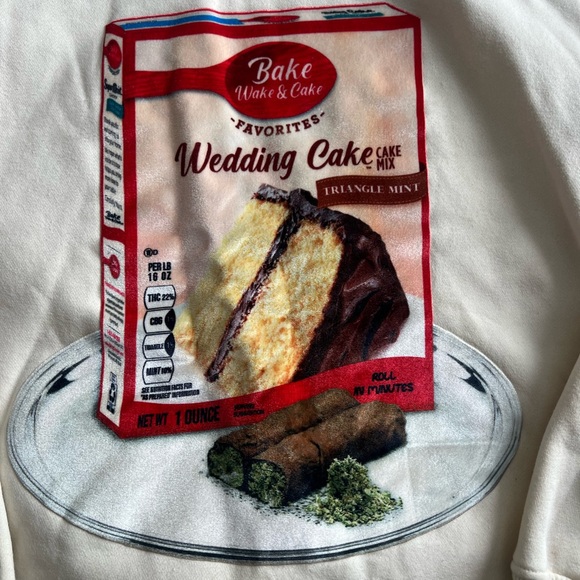 Wedding Cake Wake Bake and cake long sleeve sweater size xl 100% cotton unisex - Picture 7 of 14
